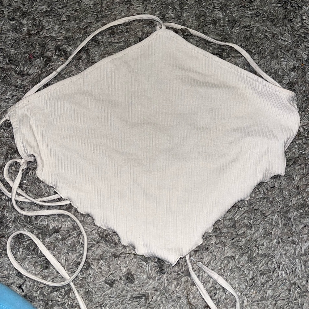 3 crop tops